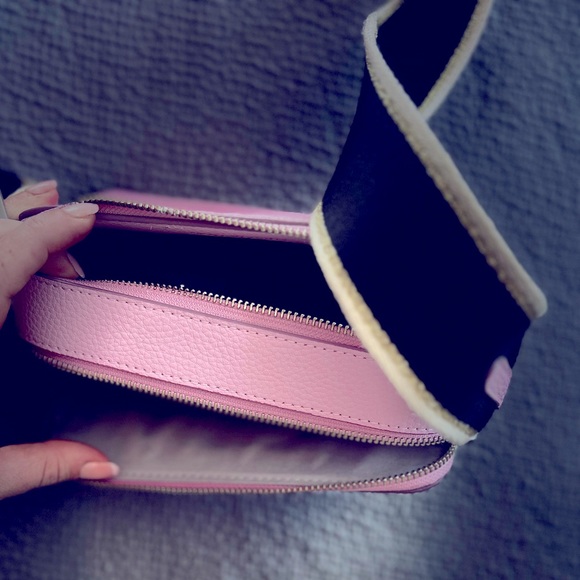 Marc Jacob's Snapshot Bag - Picture 2 of 2